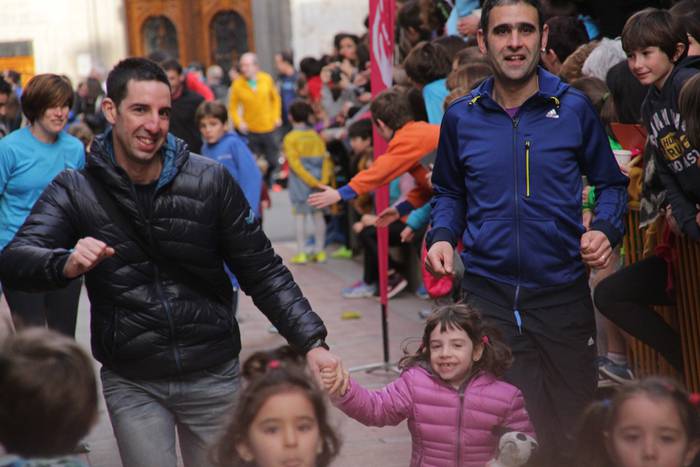 tolosa elkartasun krosa 2015 umeak 20 1451584533515