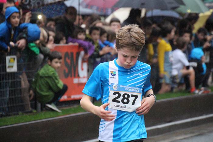 700 haur inguru XXXI. Ero Et 20 1516541946963