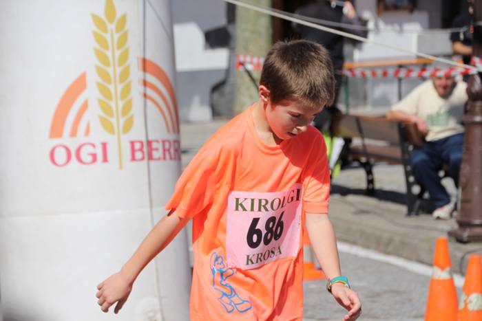 Haur, gazte eta heldu krosea 81 1491742261734