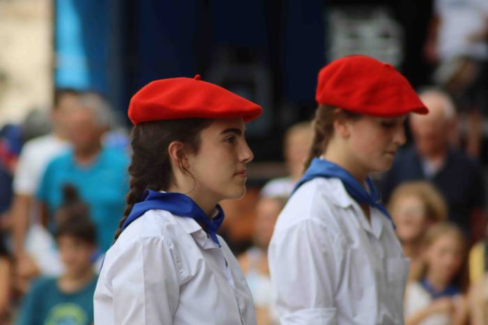 Dantza sokara batu dira emak 15 1660153170518