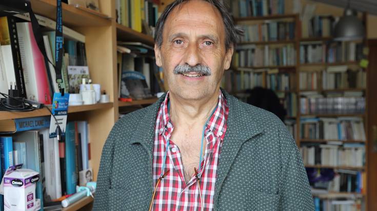 «Literatura irakurtzea da, nagusiki»