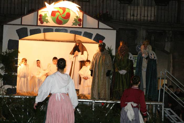 VILLABONAKO ERREGE MAGOEN DESFILEA 2017 46 1483976222282