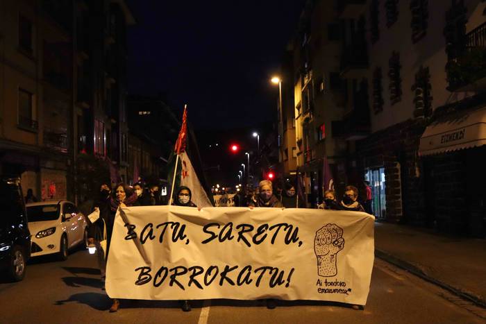 Emakumeek eskualdeko kaleak  62 1615233085653