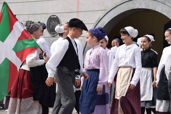 Ibarrako Dantzari Txiki Egun 24 1528547683946