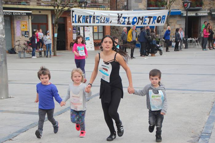 475 haur, klima aldaketaren  102 1520961138151