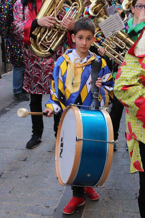 Erraldoi eta buruhandiak Zal 37 1582375957324