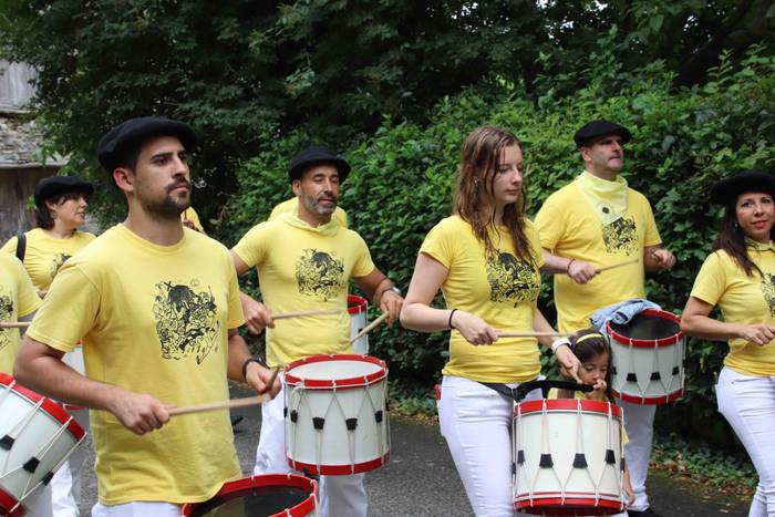 Danbor hotsek hartu dute Ama 17 1562504168168