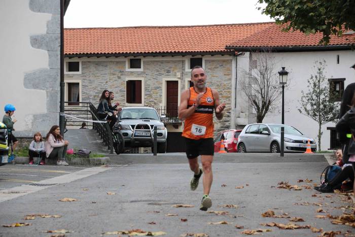 Iñaki Olano eta   irabazle E 117 1571509850746