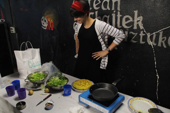 Anoetako Gaztetxea Urtemuga Eguna  3 1462649175089