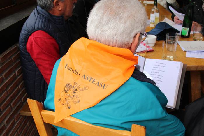 Kantu jira egin du Usarrabi  2 1491052161316