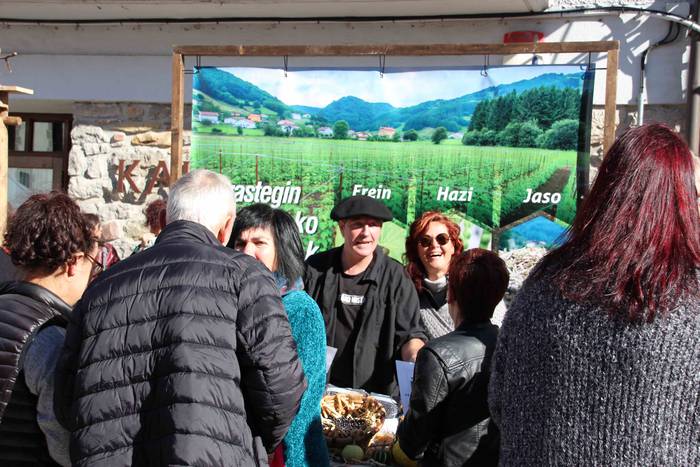 Azoka eguna ospatu dute Bera 19 1541345648502