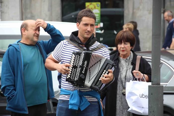 Hauspoa trikitiari 63 1570286838493