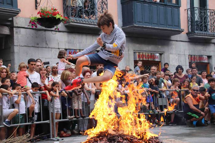 Txikienak ere saltoka 36 1561316739072