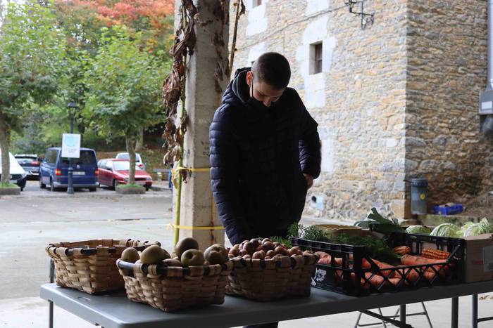 Azoka bueltatu da Gaztelura 24 1636302518591