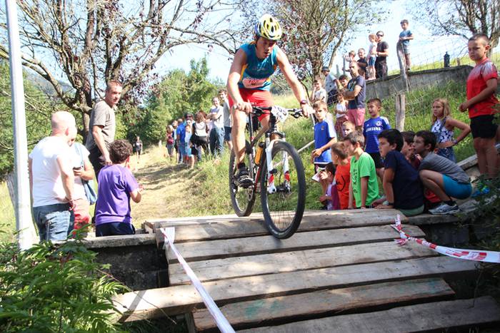 Ibarra Mendi Duatloia 2016 65 1473534001403