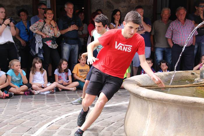 Muskerraren eguna Asteasun 88 1495373761500