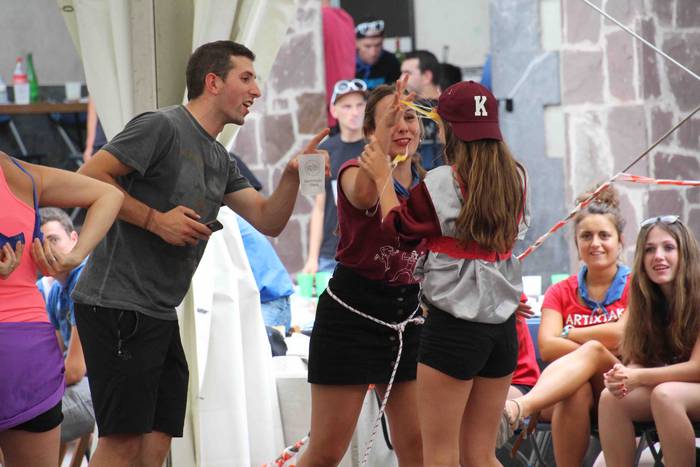 Lotsak ez du lekurik salontz 21 1565373545456