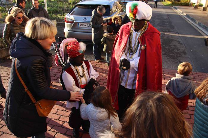 Errege Magoak heldu dira Tol 17 1578242302140