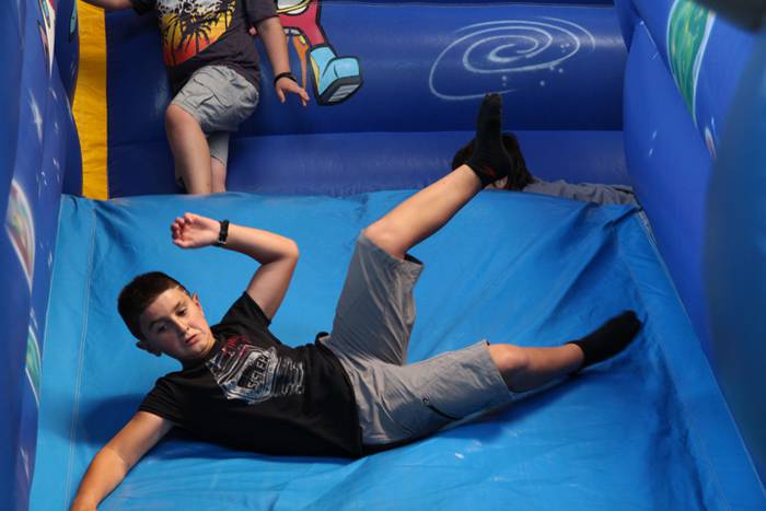 Helduak mahaiaren bueltan, e 28 1502640749025