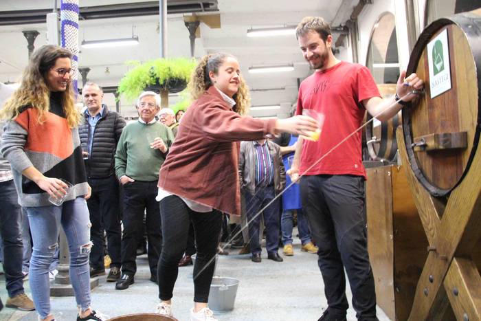 Elkartasun txotxa, Caminos e 9 1580558344277