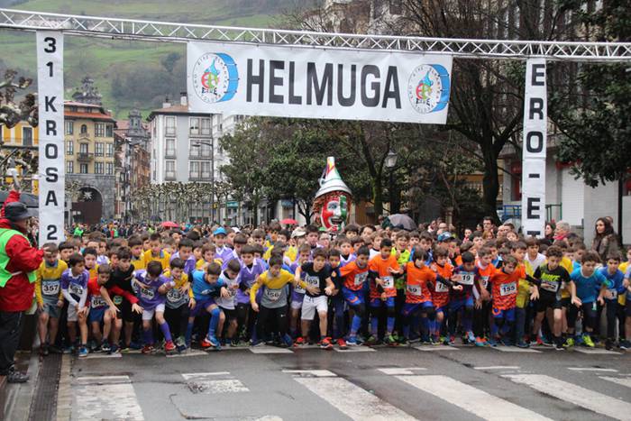 700 haur inguru XXXI. Ero Et 114 1516542544525