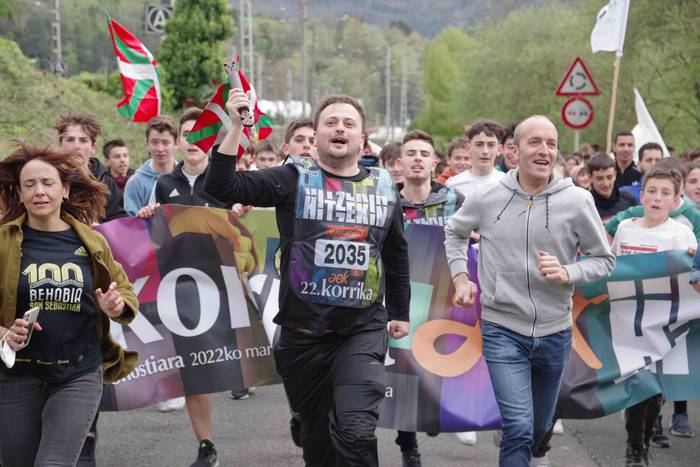 22. Korrika, furgonetatik, T 46 1649420186134