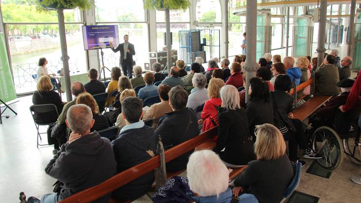 Asuncion klinikak kalera gerturatuko du osasunaren gaia