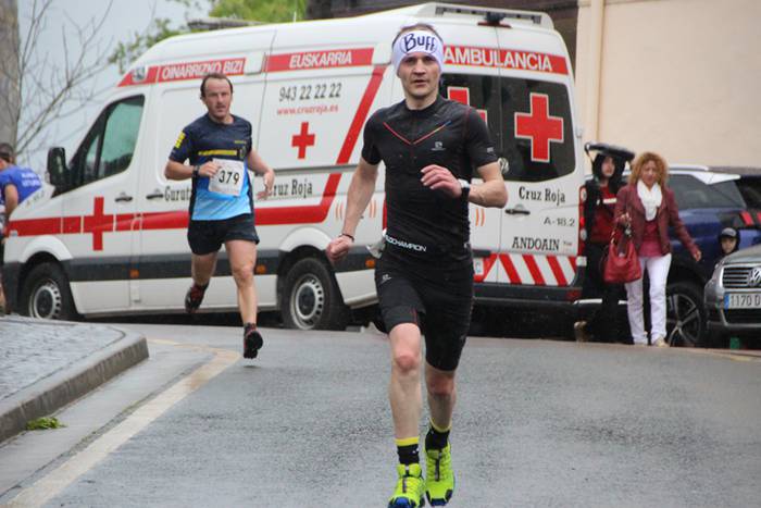 Aitziber Ibarbia eta Julen L 42 1493553959338