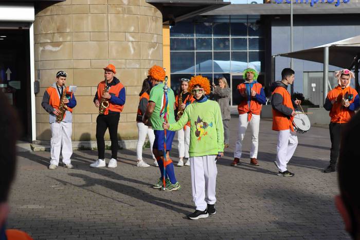 Inauteriak 22, eskolak 12 1645963551929