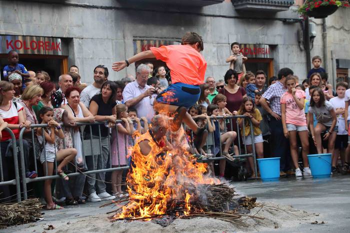 Txikienak ere saltoka 10 1561316716550