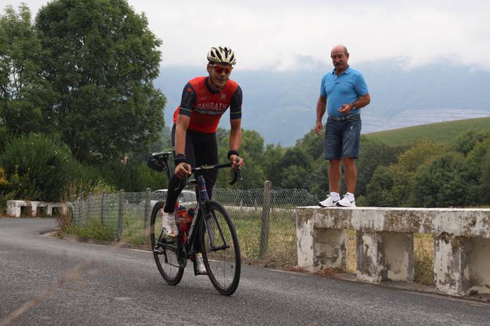 Orendaindarrek ezin, Jon And 25 1502887876971