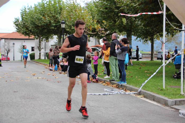 Iñaki Olano eta   irabazle E 70 1571509148796