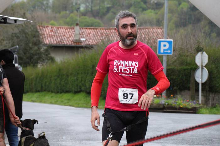 Zizurkilgo I. txakurkrosa 49 1460224312360