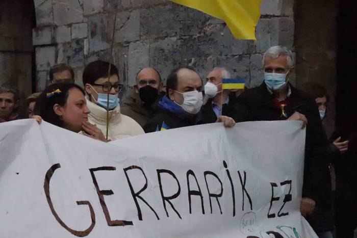 Ukrainaren aldeko elkarretar 17 1646494988256