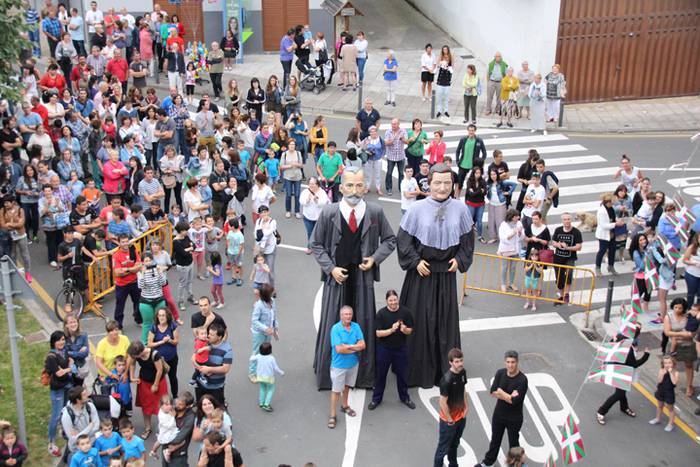 Hasi dira Asteasuko festak 2016 7 1467140328479