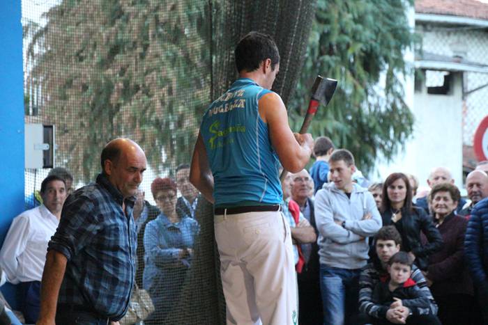 Erakustaldiz betetako arrats 14 1507489919180