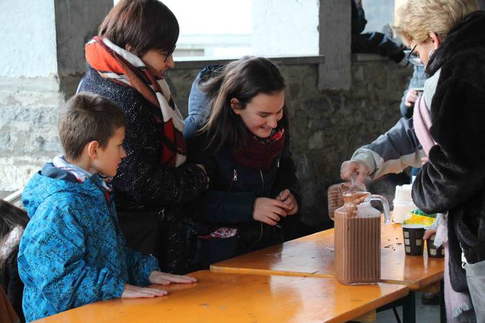 Errege magoak heldu dira esk 136 1546718737551