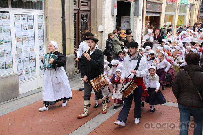 Dantzari Txiki eguna Tolosan 2016 4 1458400054505