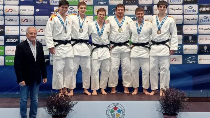 Bi bikote judoko World Serieseko probako podiumean