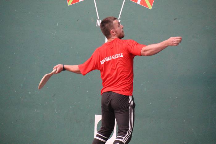 Ikuskizun handia ikusi da Bidaniako frontoian 13 1472230330448