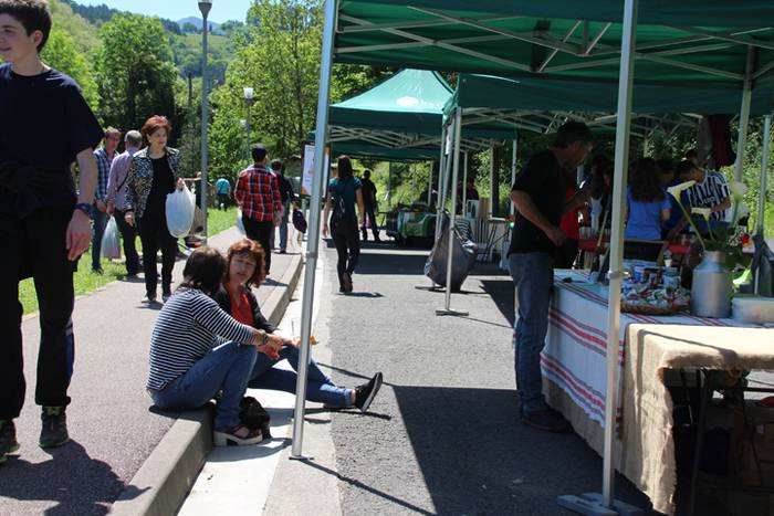 IV. azoka ekologikoa Alegian 2 1494162805858