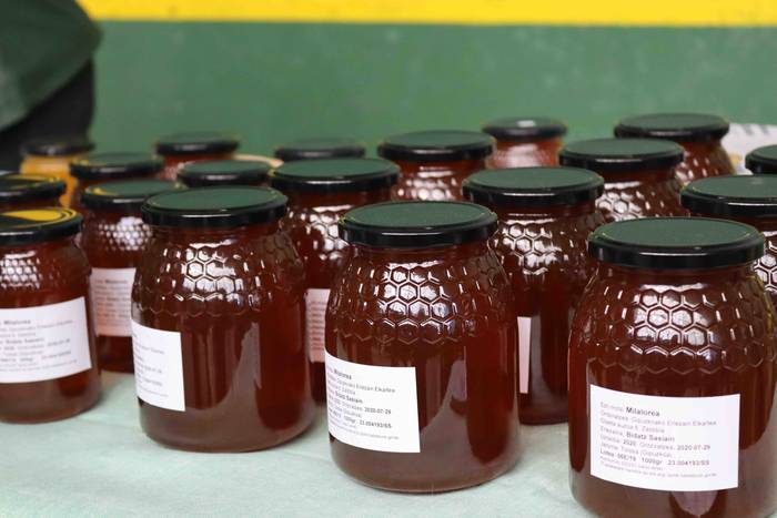 Herriko baserritar eta artis 16 1602415856684