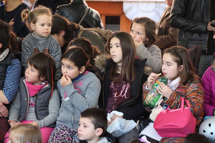 Brasilgo txotxongiloak zerkausian 18 1480250045337