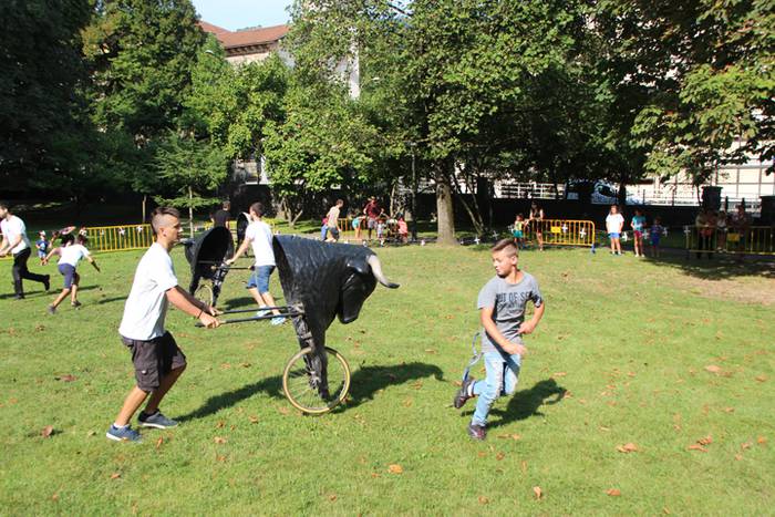 Zezenen aurretik korrika 8 1472903634465