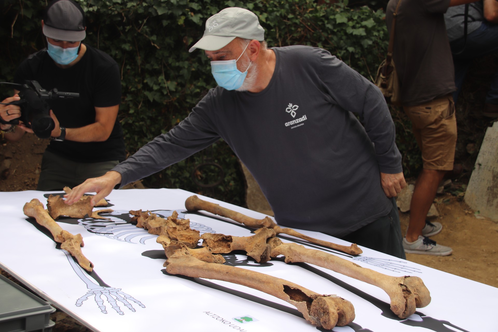 Argitu da misterioa