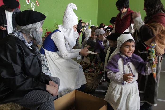 Gabon eskea eta olentzero 2015 90 1450964199039