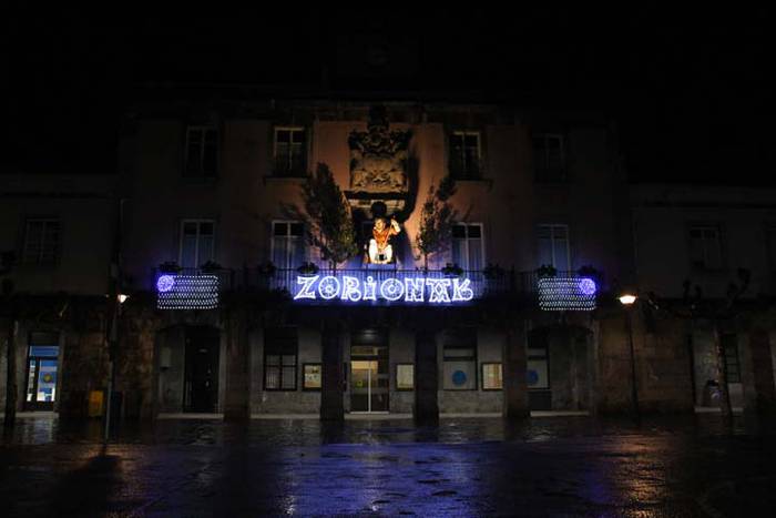 Oria merkatari elkarteak ema 12 1513367907524