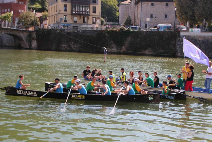 V. Elkartasun Estropada Tolo 81 1537018069404