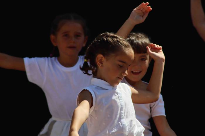 Dantzan igaro dute goiza Liz 61 1630841491188