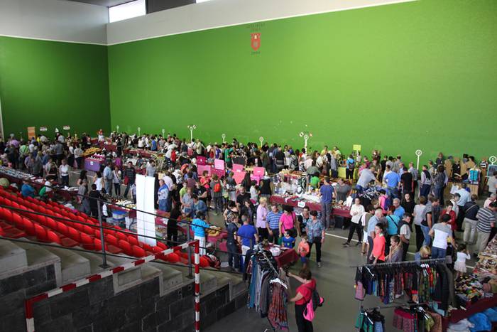 Hutsik egiten ez duen azoka berezia 3 1474813010684